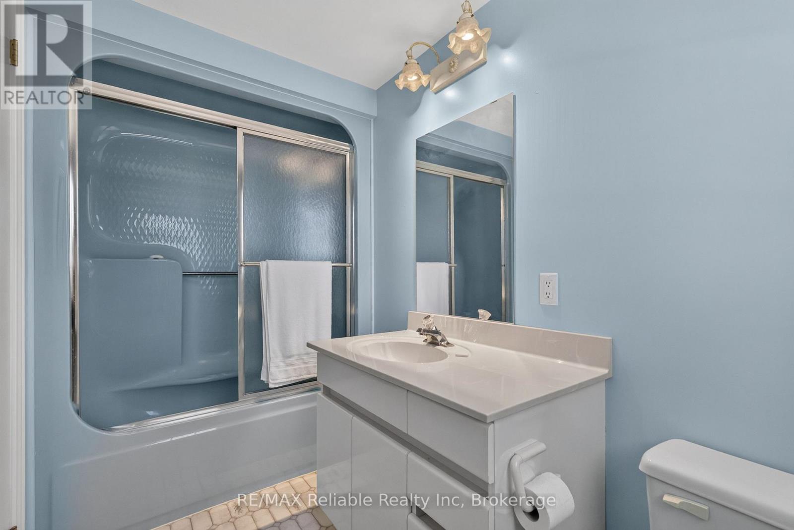 1 Harbour Lane, Goderich, Ontario  N7A 4J8 - Photo 35 - X13582570