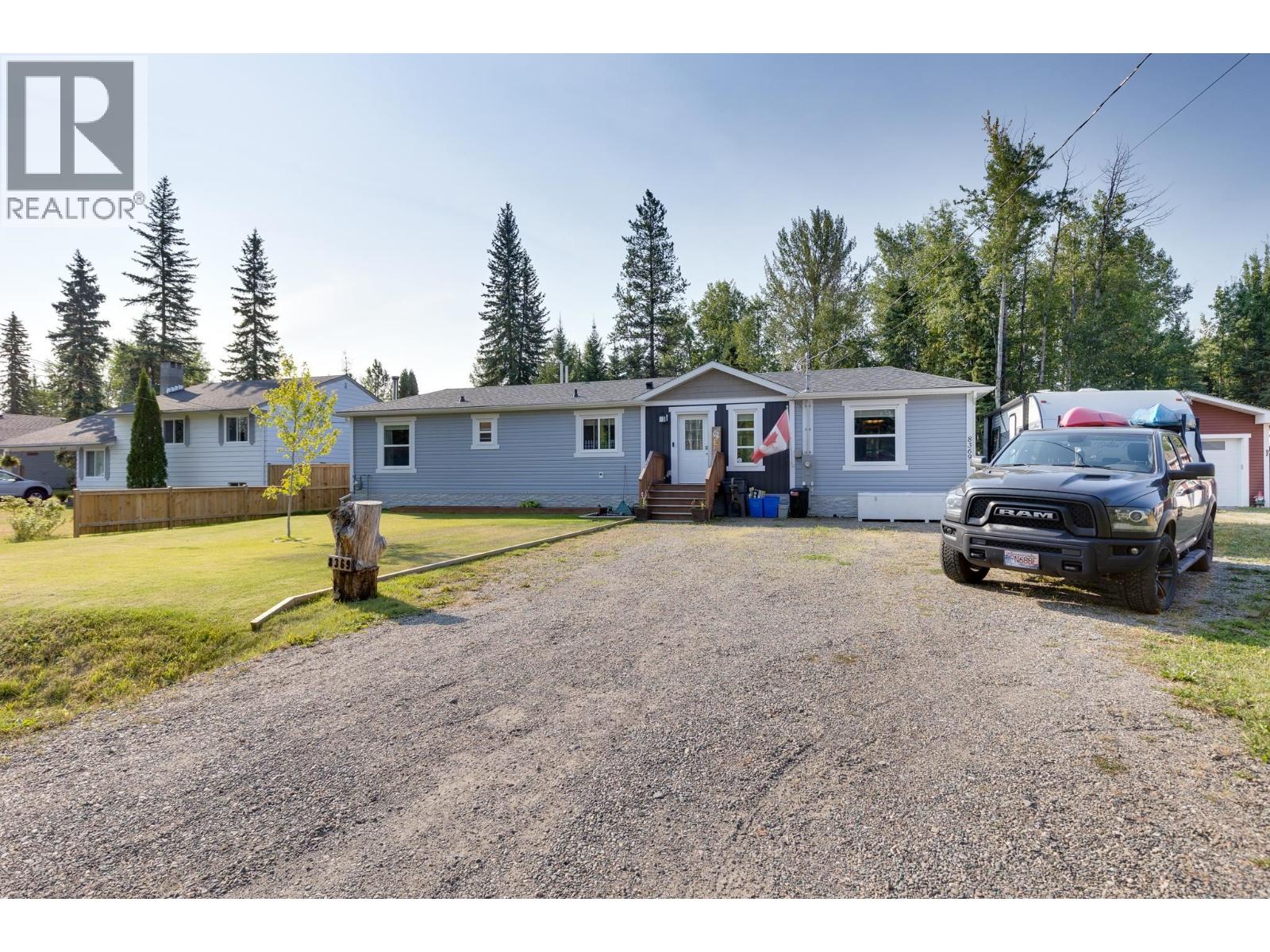 8369 Cantle Drive, Prince George, British Columbia  V2N 6N3 - Photo 3 - R3158192