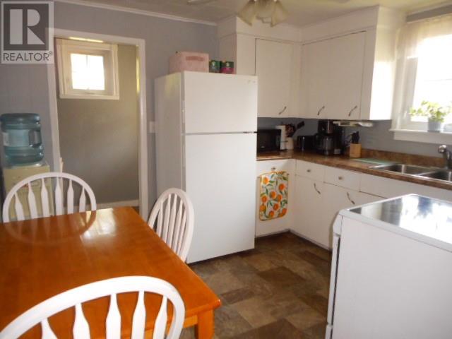 6 Power House Hill, Springdale, Newfoundland & Labrador  A0J 1T0 - Photo 2 - 1300097