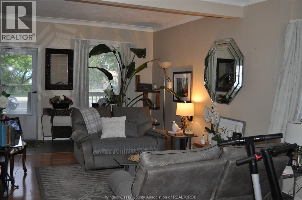 3515 Sandwich Street, Windsor, Ontario  N9C 1B6 - Photo 4 - 26020595