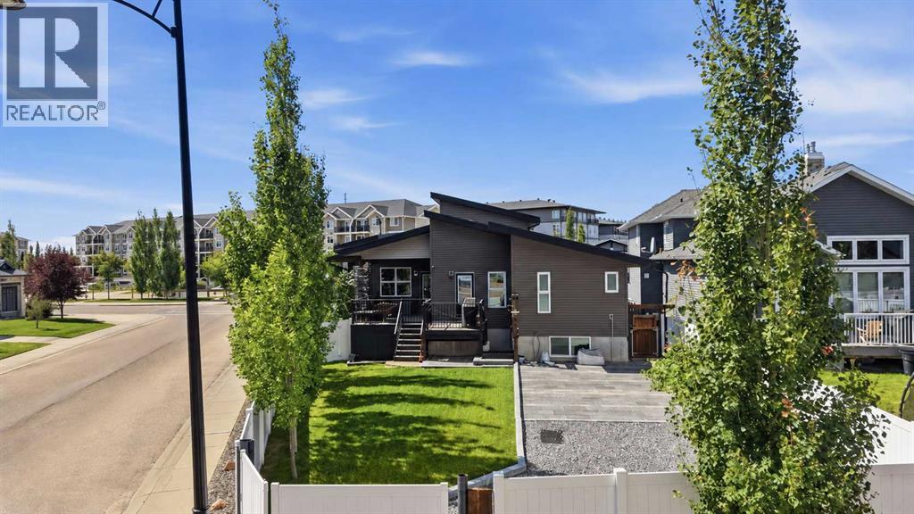 73 Lalor Drive, Red Deer, Alberta  T4R 0R6 - Photo 2 - A2338166
