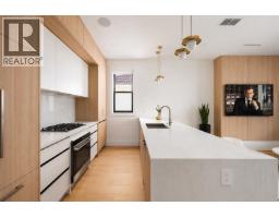 1 4828 ALBERT STREET, Burnaby, British Columbia