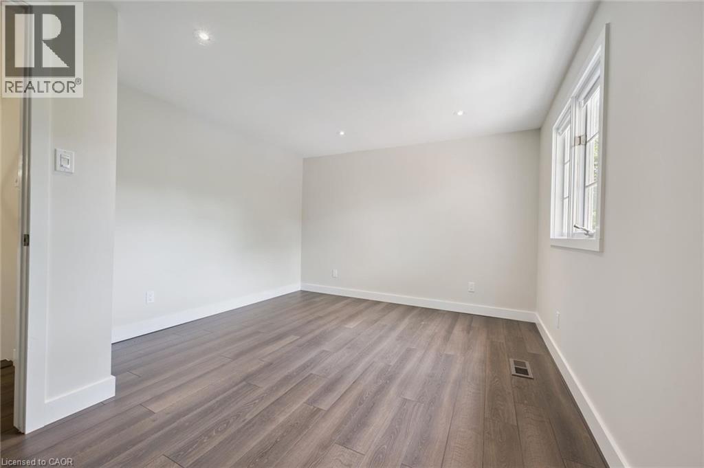 64 Allen Street W Unit# 1, Waterloo, Ontario  N2L 6H5 - Photo 29 - 40845014