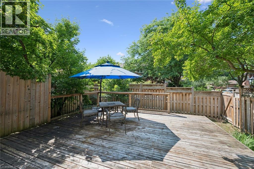 64 Allen Street W Unit# 1, Waterloo, Ontario  N2L 6H5 - Photo 37 - 40845014