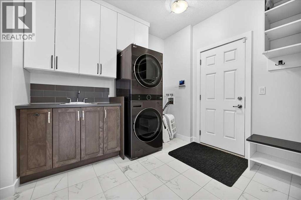 546 Sherwood Boulevard Nw, Calgary, Alberta  T3R 0R7 - Photo 46 - A2337480