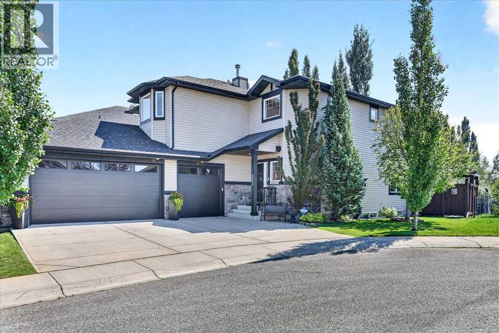 122 Royal Birkdale Crescent Nw, Calgary, Alberta  T3G 5R5 - Photo 2 - A2338332