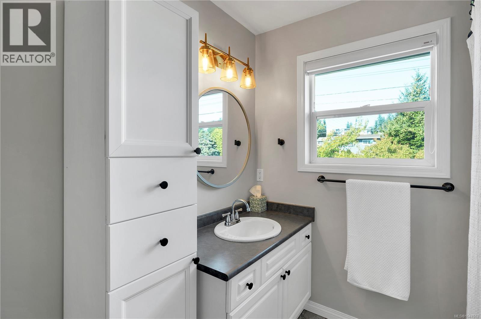 A 331 Mclean St, Campbell River, British Columbia  V9W 2M7 - Photo 28 - 1047652