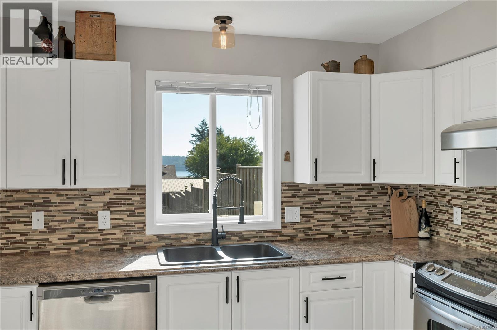 A 331 Mclean St, Campbell River, British Columbia  V9W 2M7 - Photo 14 - 1047652