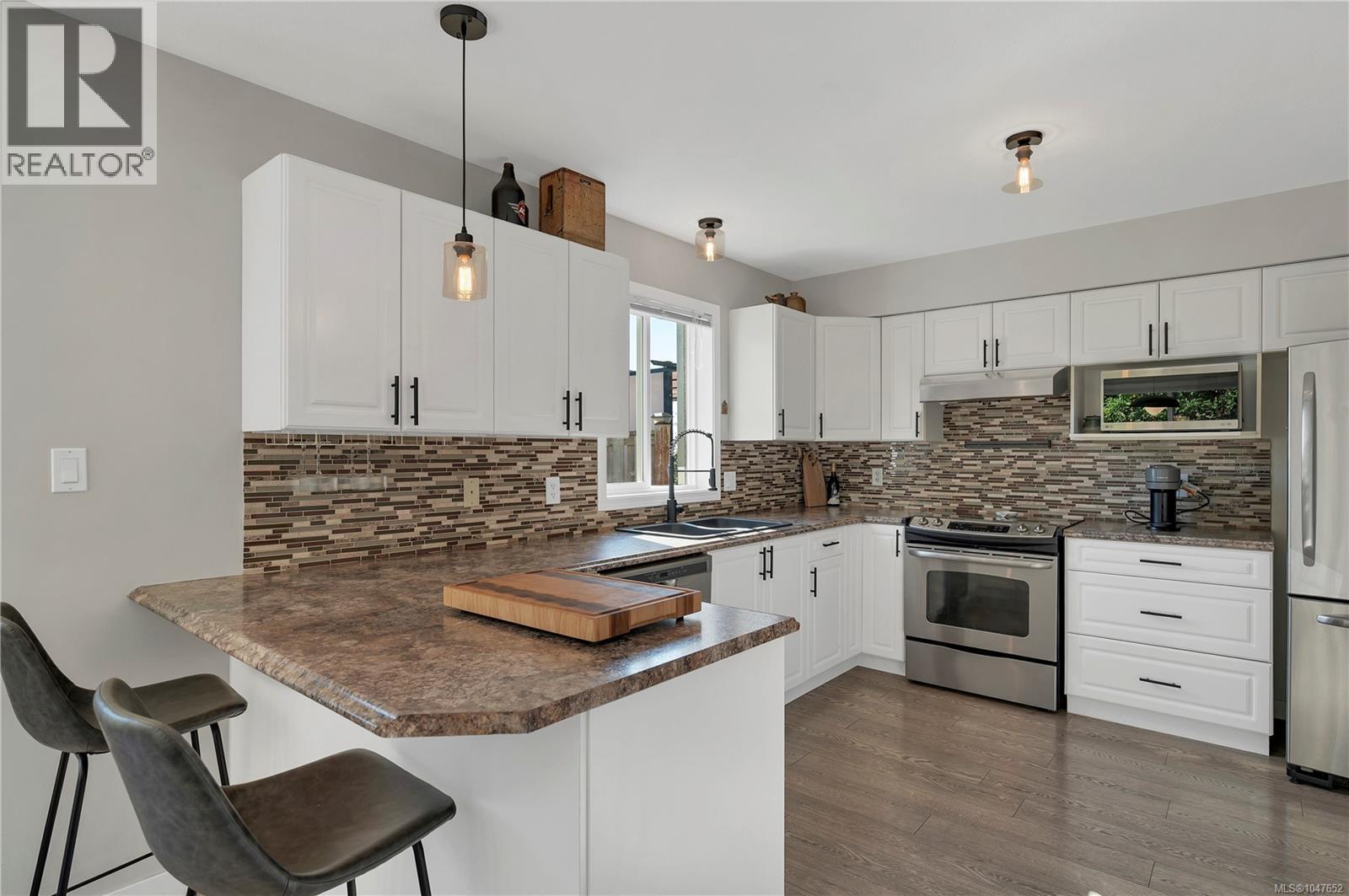 A 331 Mclean St, Campbell River, British Columbia  V9W 2M7 - Photo 3 - 1047652