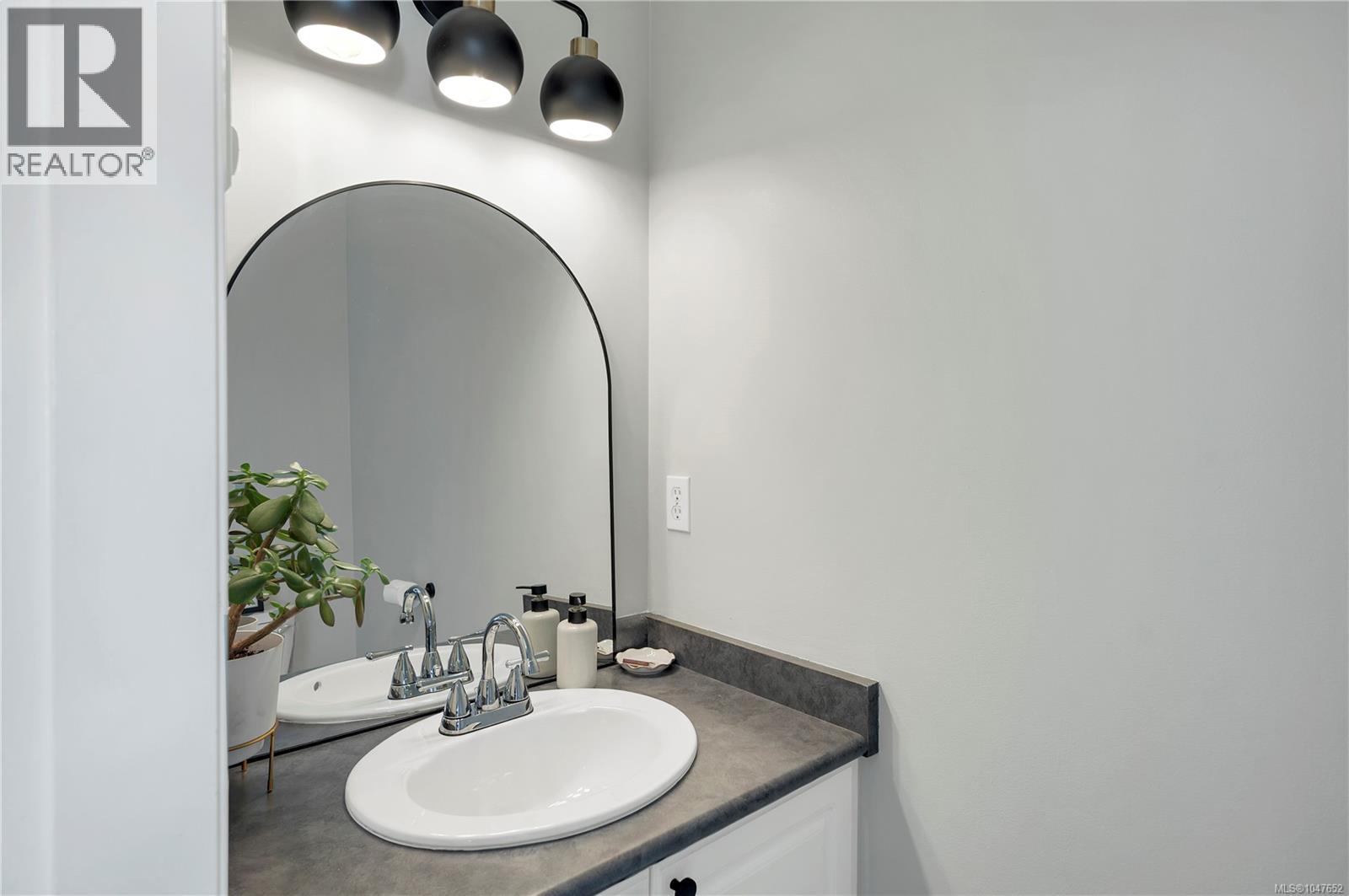 A 331 Mclean St, Campbell River, British Columbia  V9W 2M7 - Photo 17 - 1047652