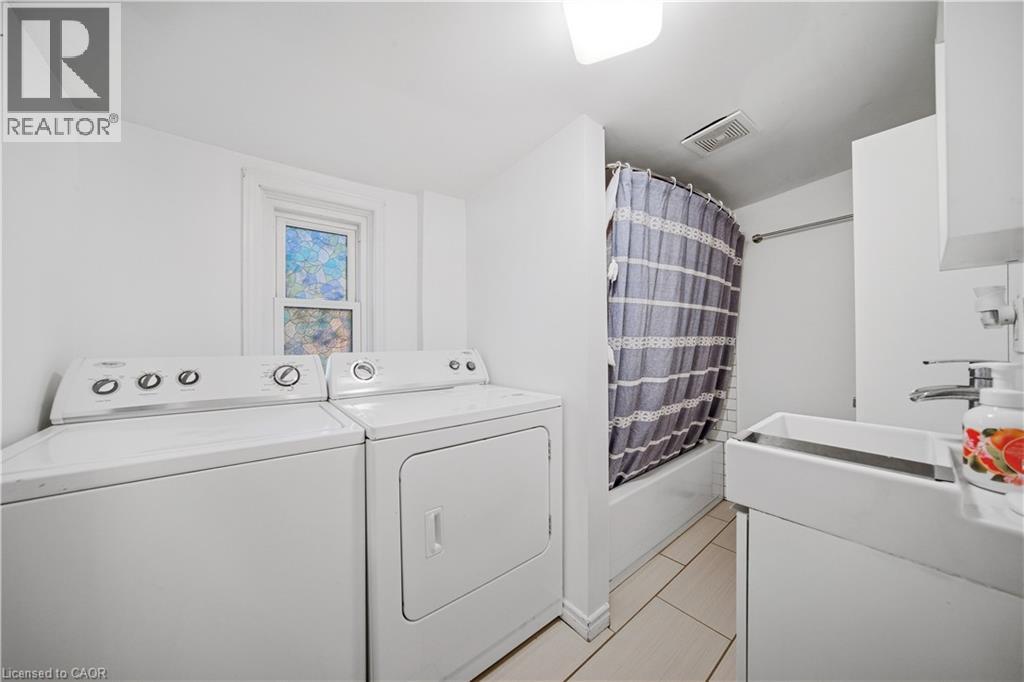 107 Queen Street S, Hamilton, Ontario  L8P 3R9 - Photo 30 - 40845327