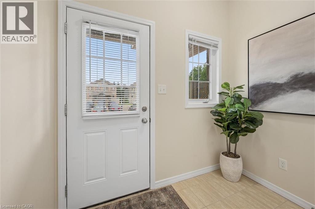 931 Glasgow Street Unit# 3b, Kitchener, Ontario  N2N 0B6 - Photo 3 - 40854684