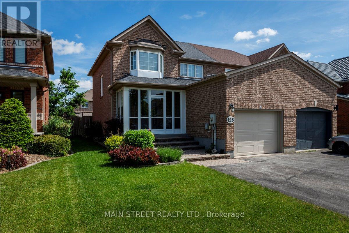 128 Tunbridge Road, Barrie, Ontario  L4M 6S2 - Photo 2 - S13442874