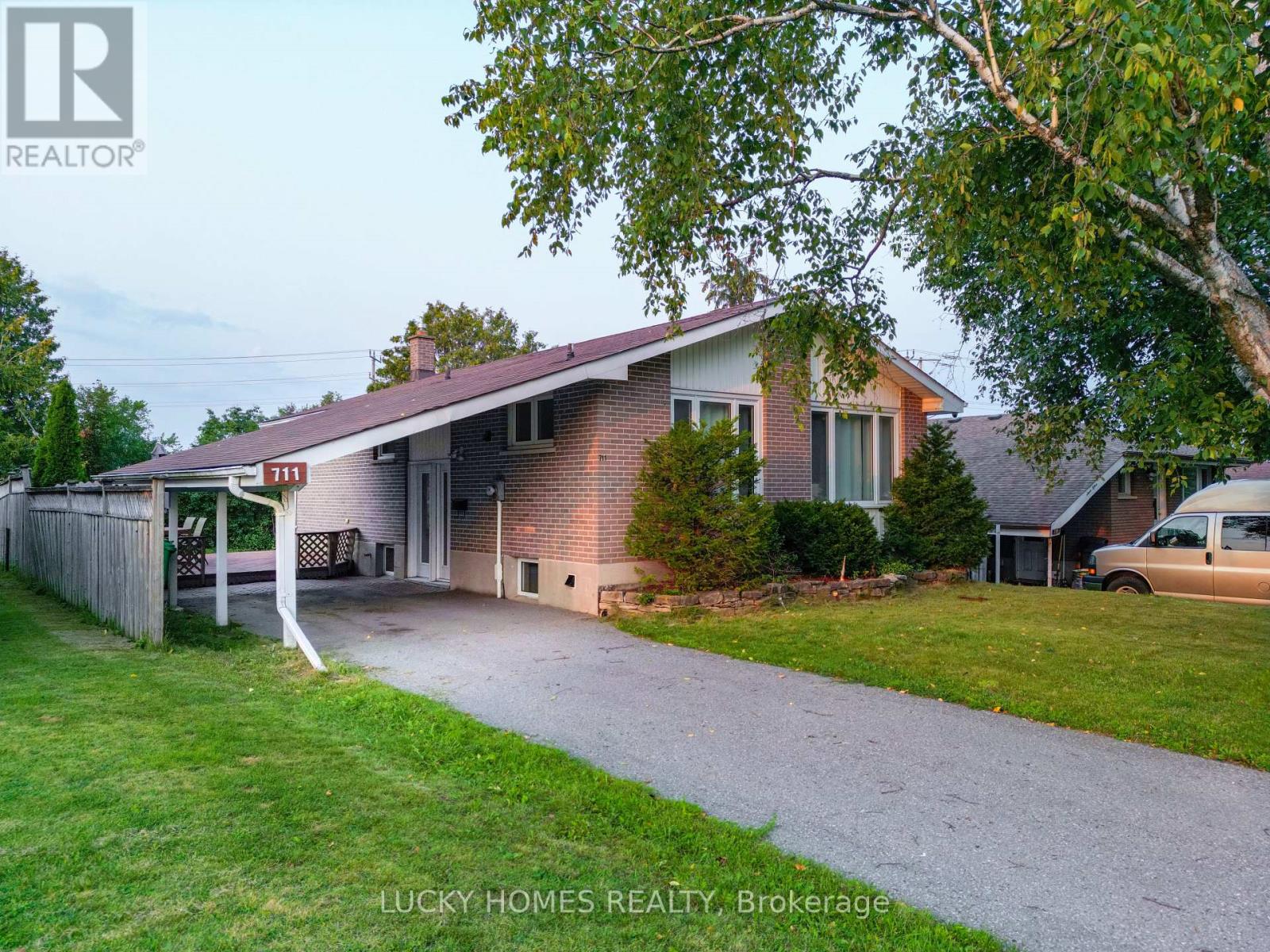 711 Otonabee Drive, Peterborough, Ontario  K9J 7P8 - Photo 3 - X13606862
