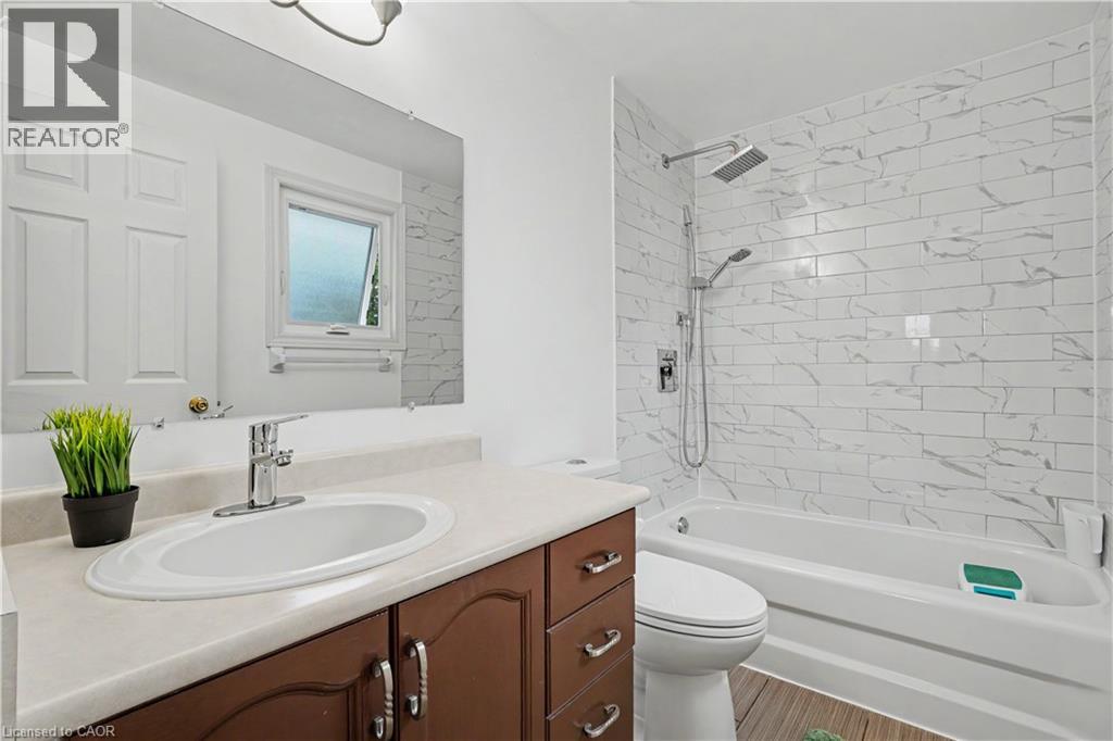 332 Brembel Crescent, Kitchener, Ontario  N2B 3W9 - Photo 20 - 40857888