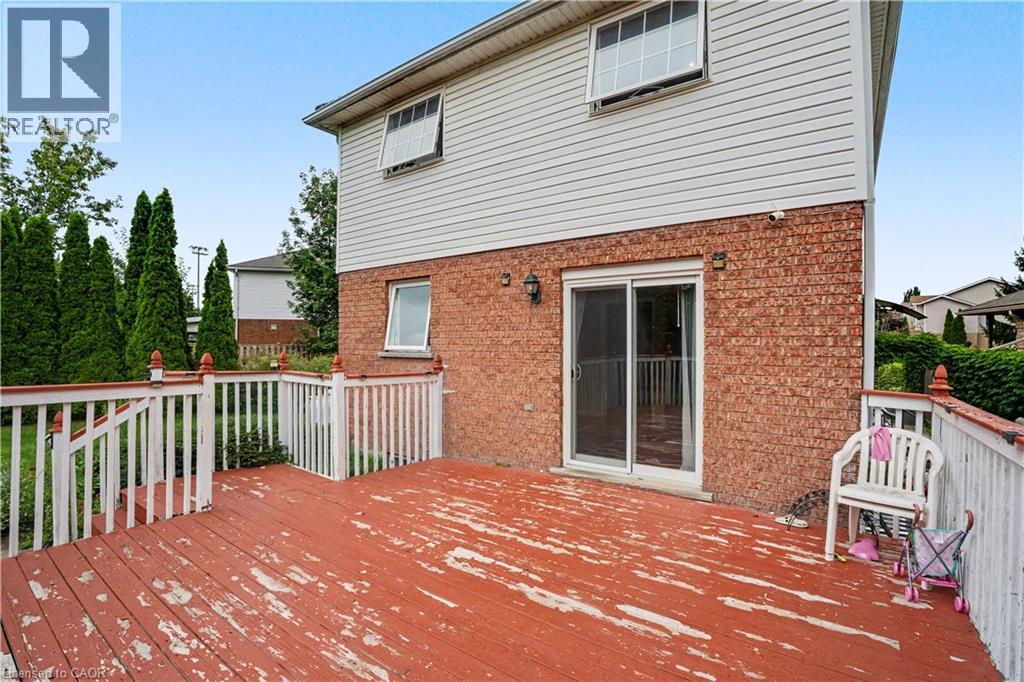 332 Brembel Crescent, Kitchener, Ontario  N2B 3W9 - Photo 32 - 40857888