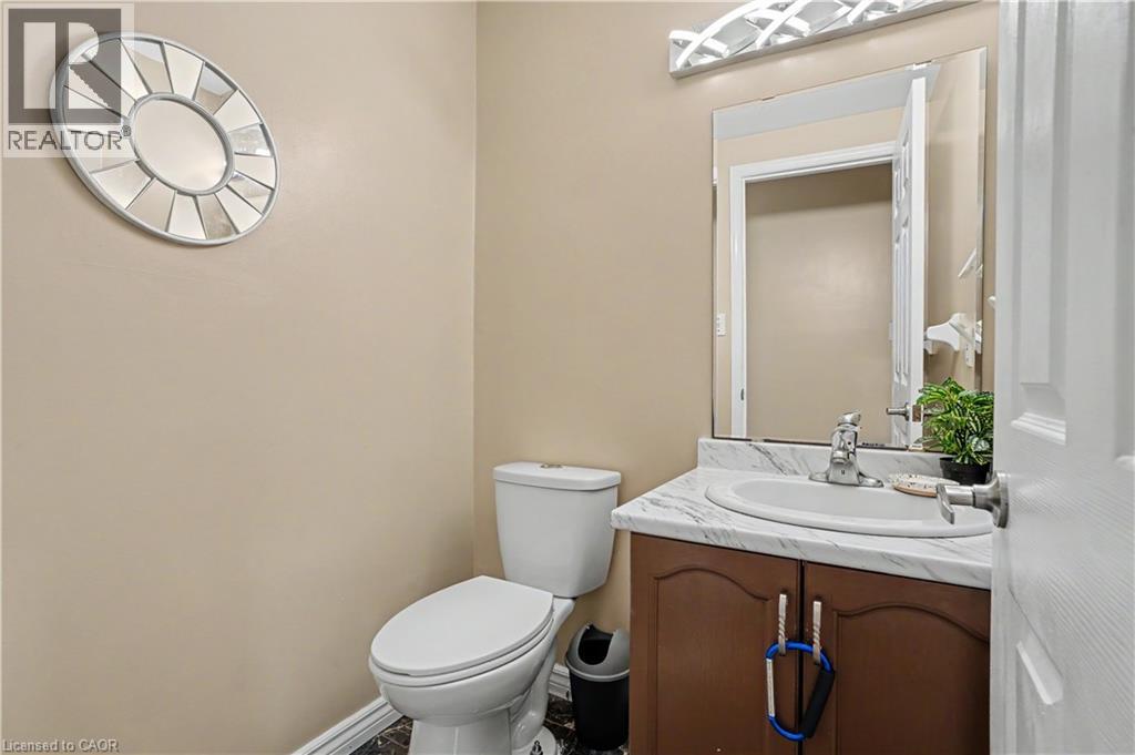 332 Brembel Crescent, Kitchener, Ontario  N2B 3W9 - Photo 8 - 40857888
