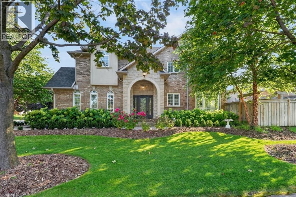 37 HICKORY Crescent, Grimsby, Ontario