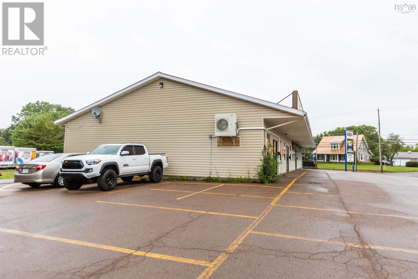 103 South Albion Street, Amherst, Nova Scotia  B4H 2X2 - Photo 5 - 202525425