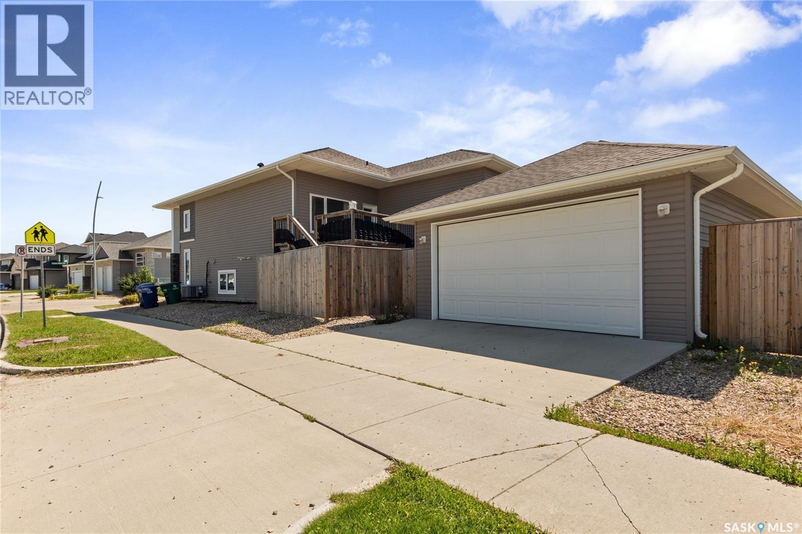 622 Glacial Shores Way, Saskatoon, Saskatchewan  S7W 0R5 - Photo 3 - SK042315