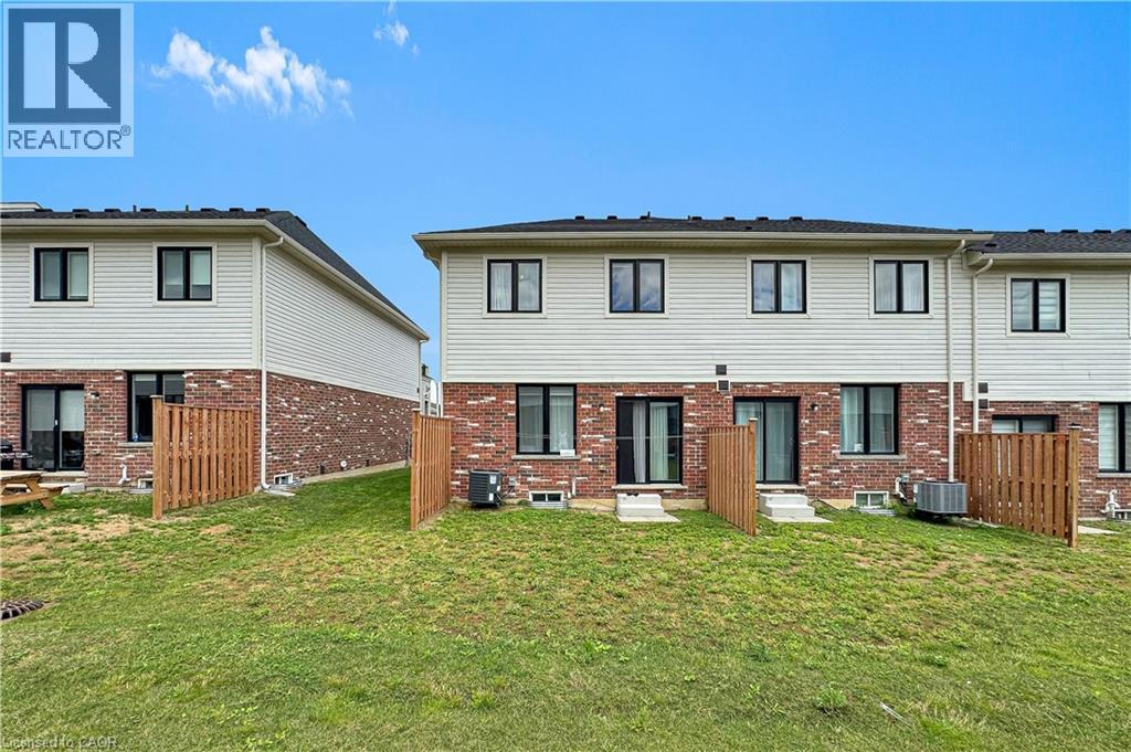 30 Mia Drive Unit# 11, Hamilton, Ontario  L9B 0K1 - Photo 47 - 40845204