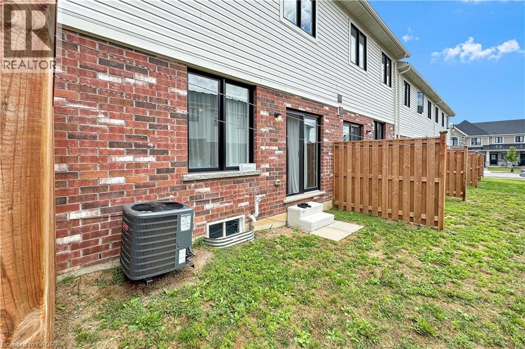 30 Mia Drive Unit# 11, Hamilton, Ontario  L9B 0K1 - Photo 43 - 40845204