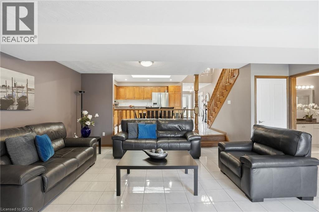 32 Highbury Drive, Stoney Creek, Ontario  L8J 2T4 - Photo 14 - 40851318