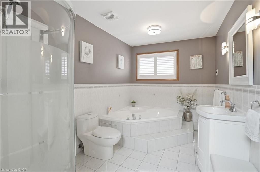 32 Highbury Drive, Stoney Creek, Ontario  L8J 2T4 - Photo 26 - 40851318