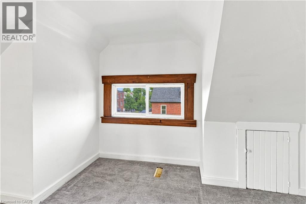 570 Cannon Street E, Hamilton, Ontario  L8L 2G4 - Photo 33 - 40857569