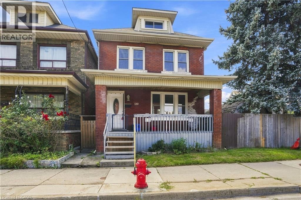 570 Cannon Street E, Hamilton, Ontario  L8L 2G4 - Photo 2 - 40857569