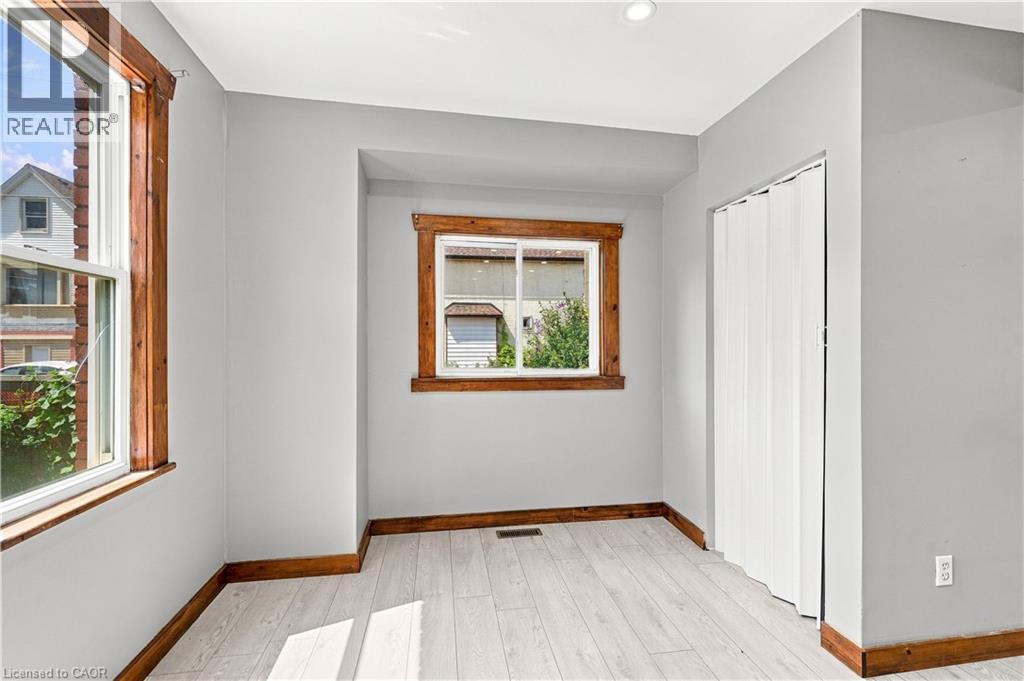 570 Cannon Street E, Hamilton, Ontario  L8L 2G4 - Photo 15 - 40857569