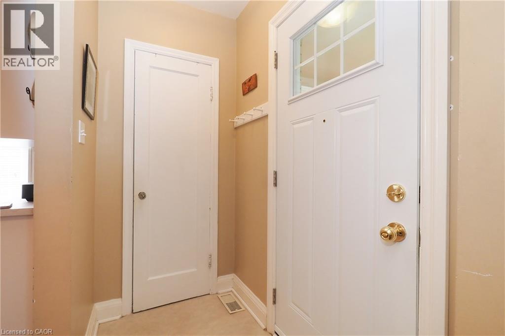 60 Belmont Avenue W, Kitchener, Ontario  N2M 1L4 - Photo 4 - 40857716
