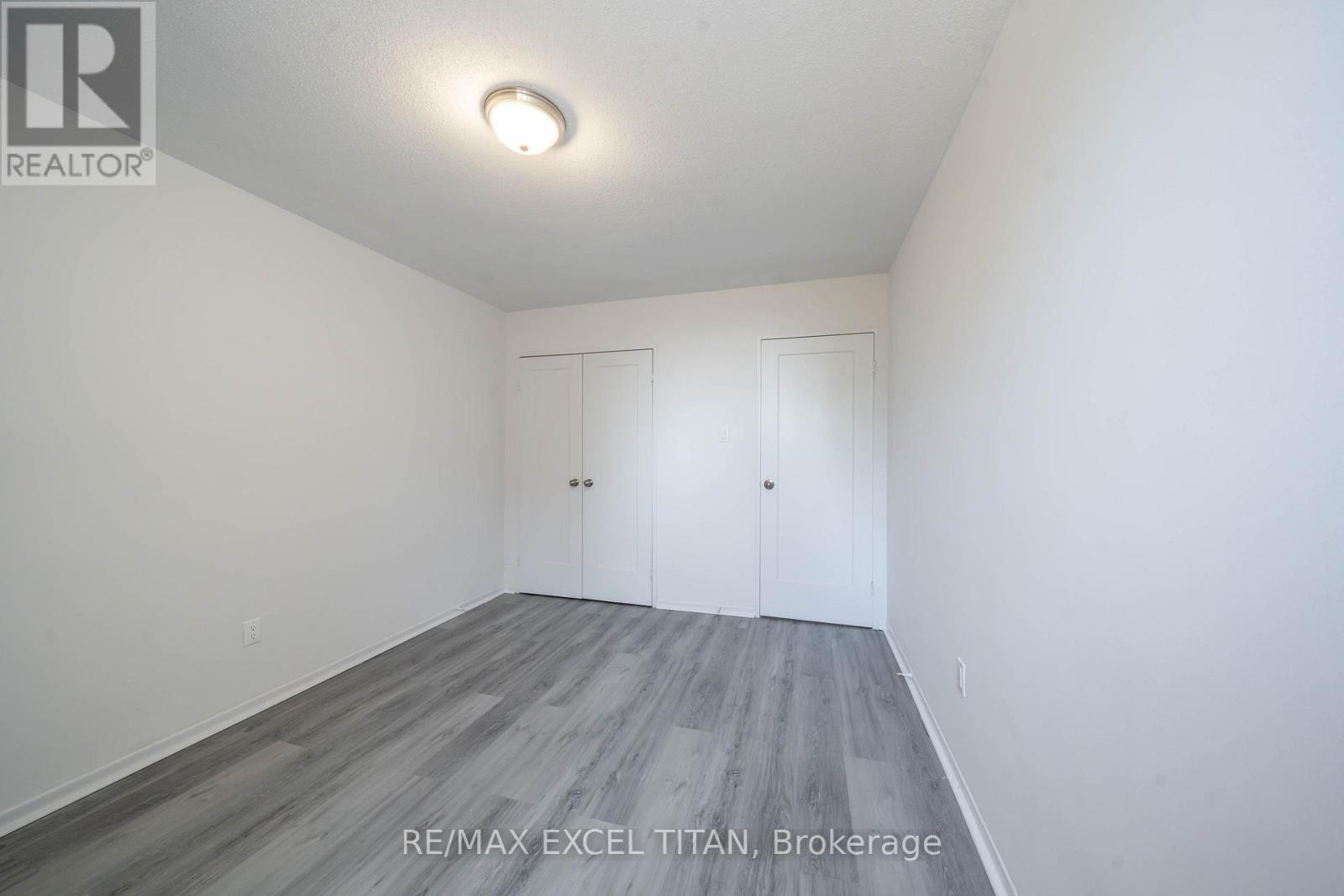 307 - 165 Cosburn Avenue, Toronto, Ontario  M4J 2L3 - Photo 5 - E13688504