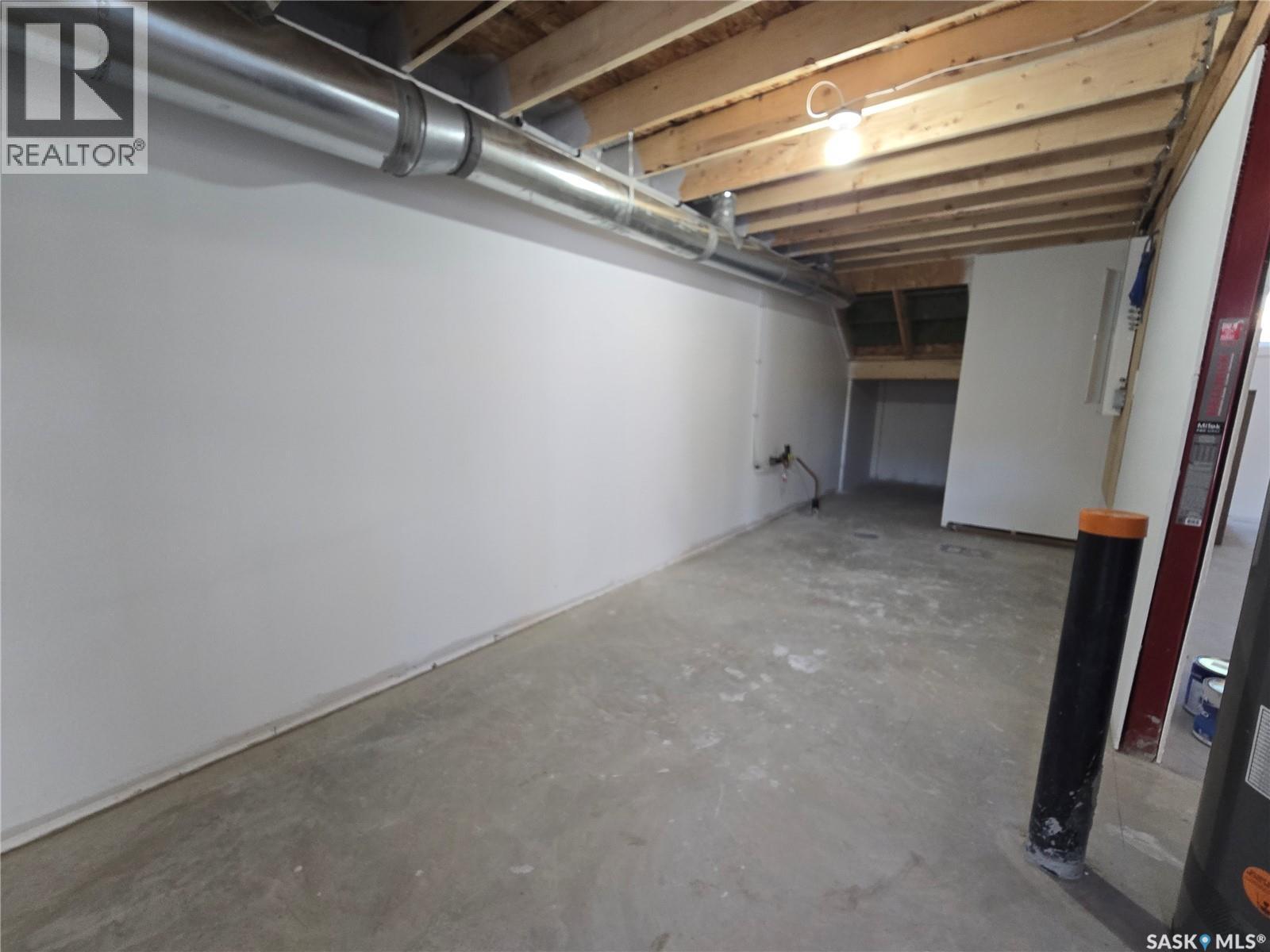 3 Kenney Crescent, Weyburn, Saskatchewan  S4H 0K5 - Photo 38 - SK046473