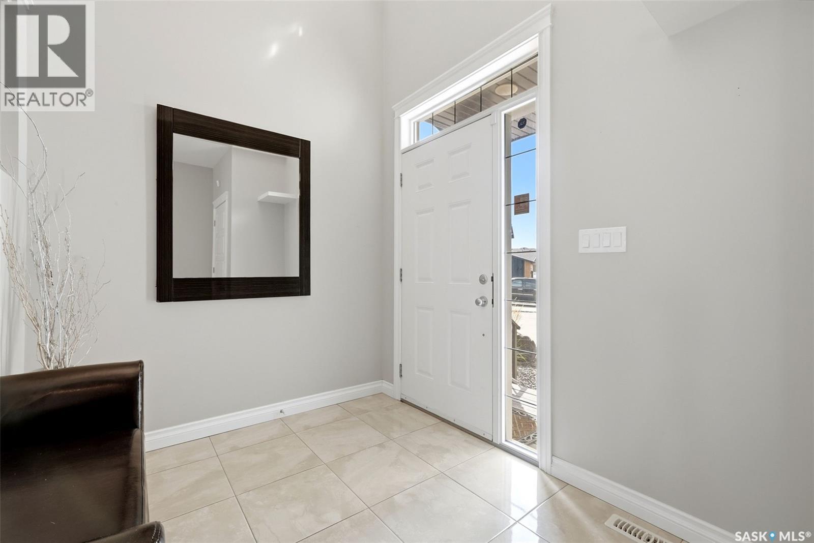5148 Green Crescent, Regina, Saskatchewan  S4V 3S9 - Photo 14 - SK046457