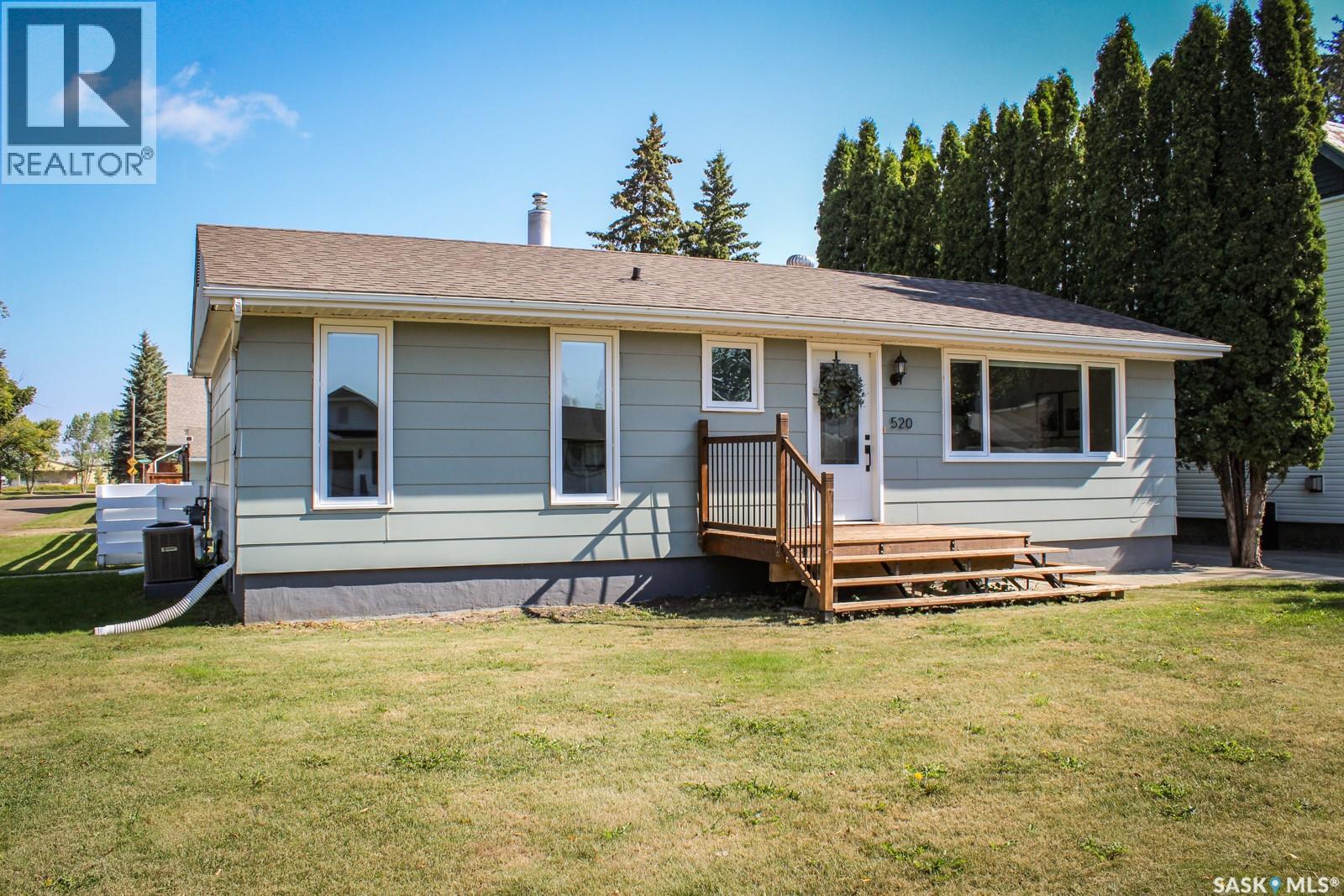 520 Crawford Avenue W, Melfort, Saskatchewan  S0E 1A0 - Photo 3 - SK046335