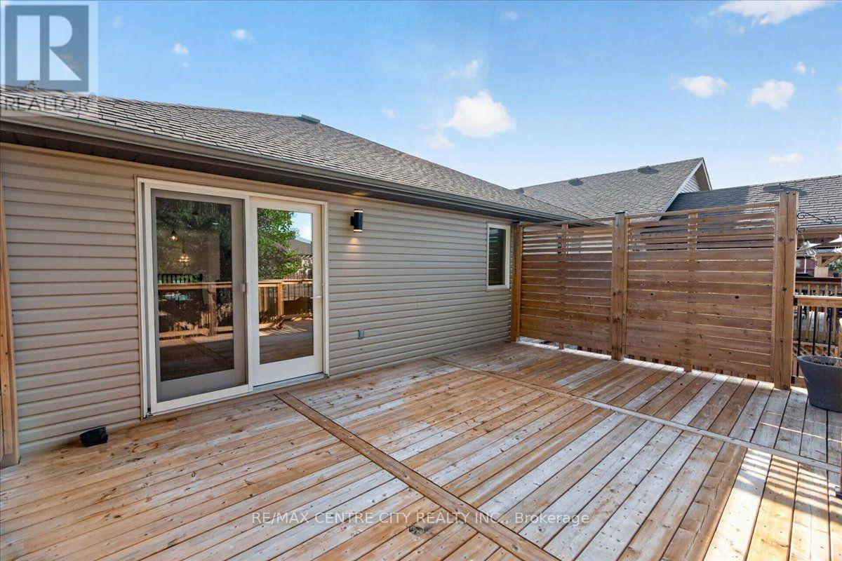 59 Bridle Path, Strathroy-Caradoc, Ontario  N7G 4K3 - Photo 34 - X13707326