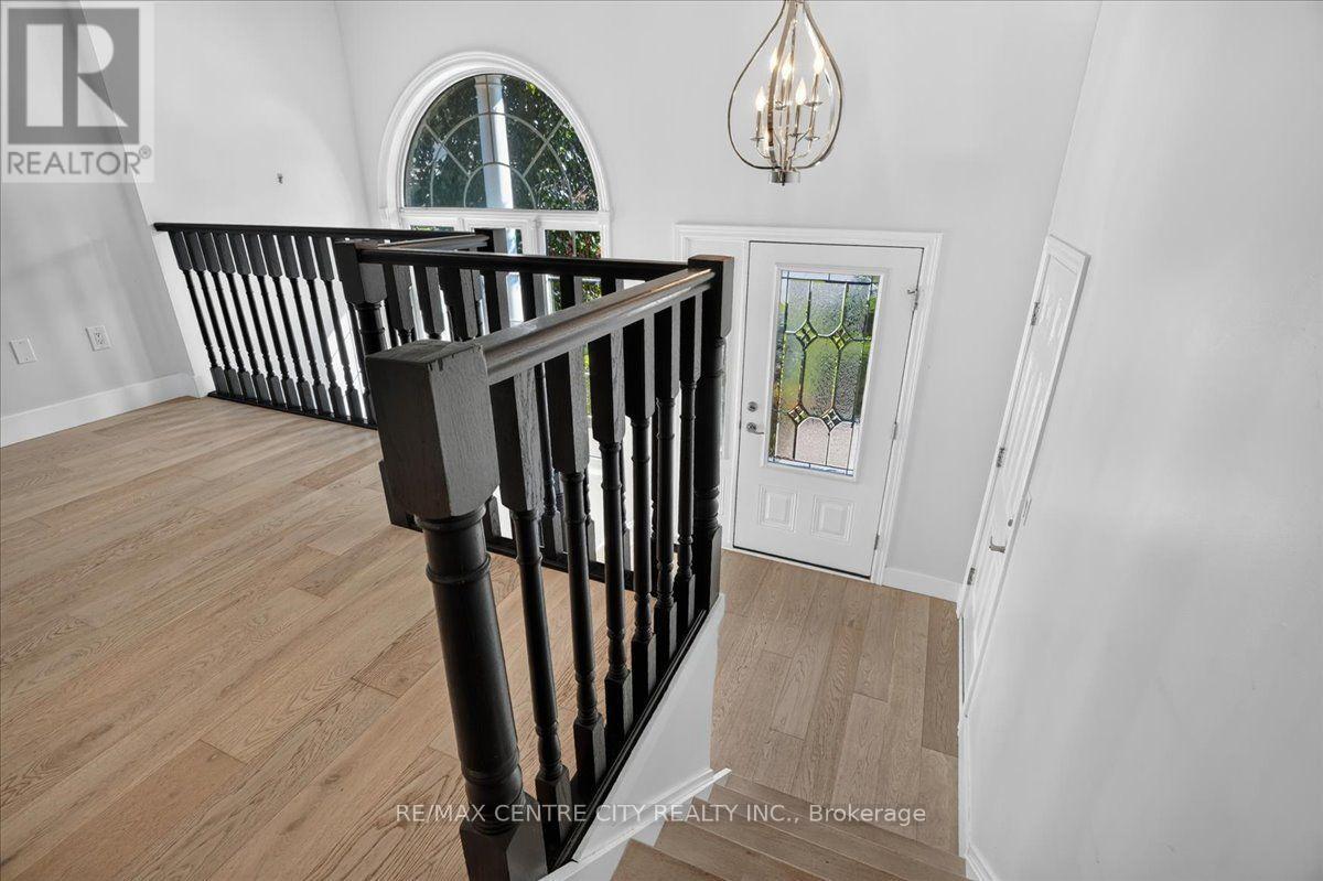 59 Bridle Path, Strathroy-Caradoc, Ontario  N7G 4K3 - Photo 5 - X13707326