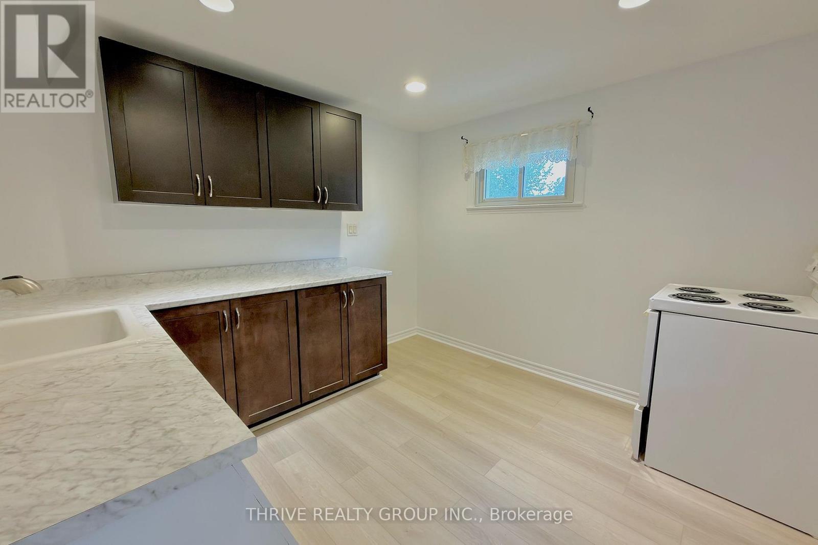 Lower - 159 Seawood Avenue, London South, Ontario  N6J 1G7 - Photo 8 - X13707440