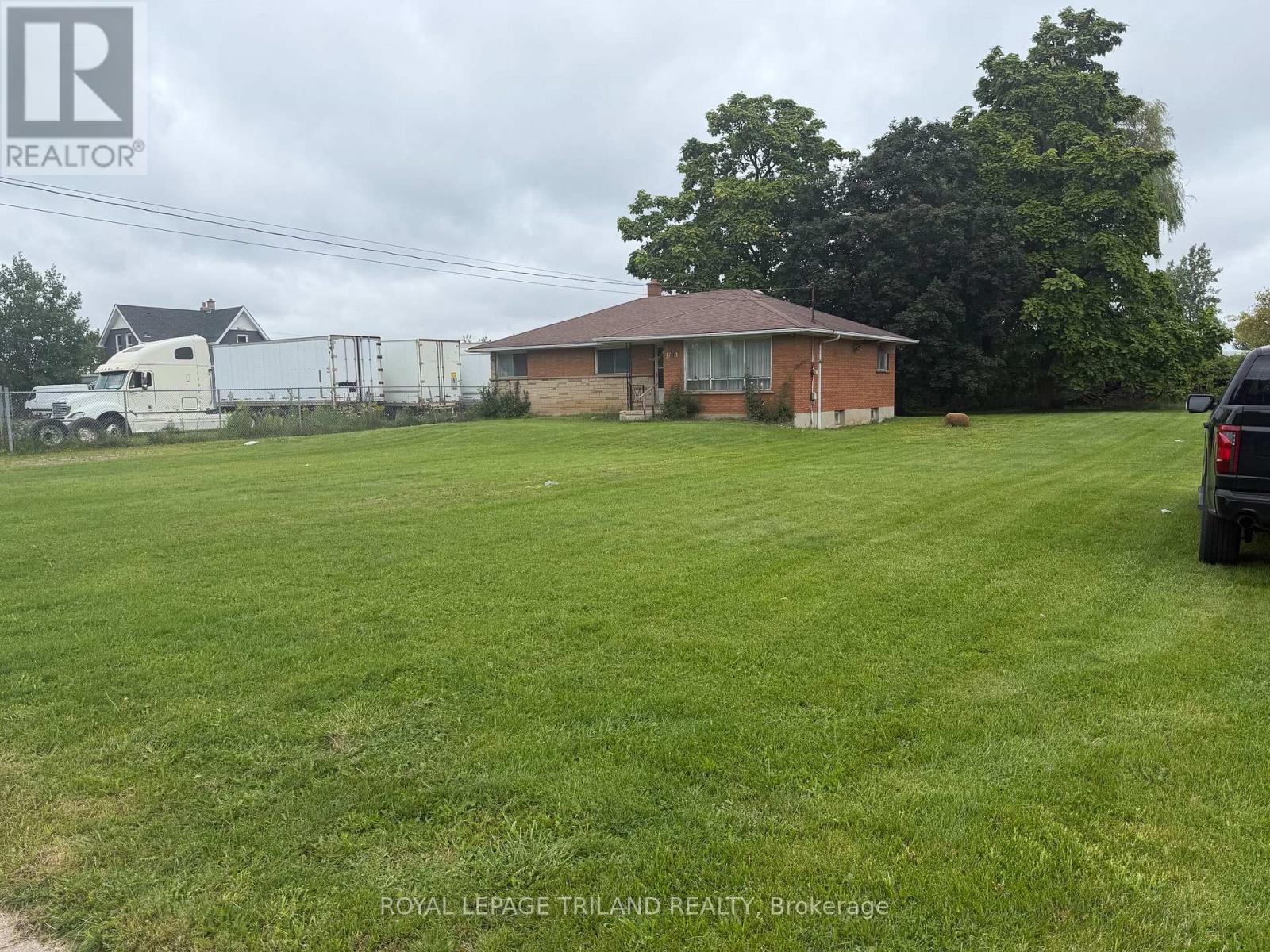 1780 GORE ROAD, London East, Ontario