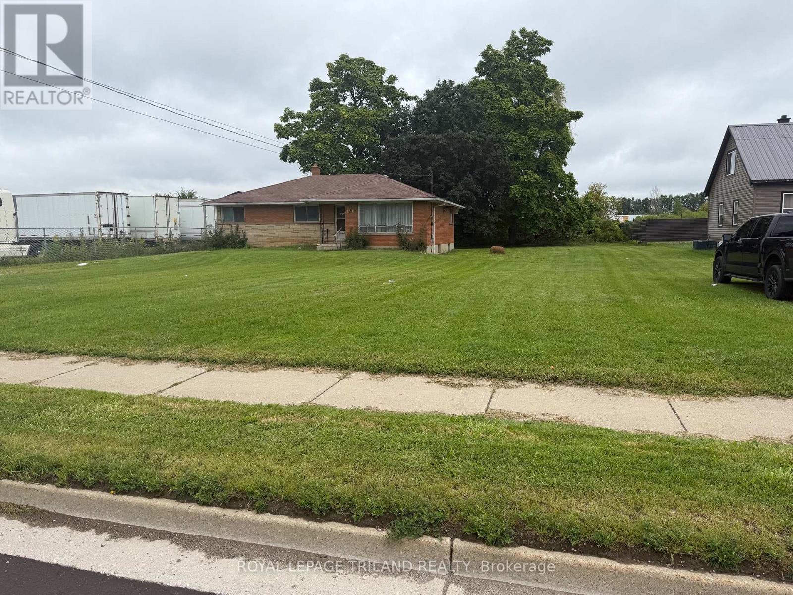 1780 Gore Road, London East, Ontario  N5W 6B8 - Photo 2 - X13707454