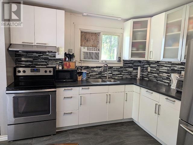 33 Victoria St N, Wabigoon, Ontario  P0V 2W0 - Photo 2 - TB2601106