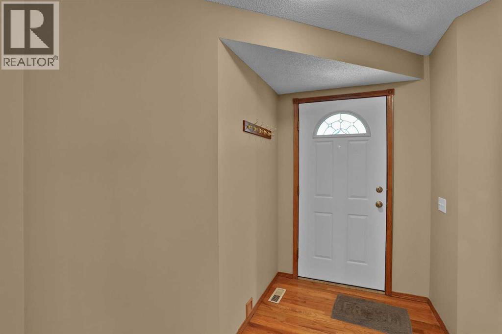 62 West Mitford Crescent, Cochrane, Alberta  T4C 1L2 - Photo 18 - A2338724