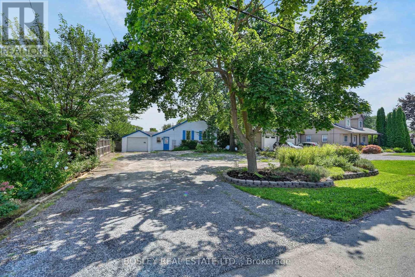 1339 Niagara Stone Road, Niagara-On-The-Lake (Virgil), Ontario  L0S 1J0 - Photo 10 - X13707320