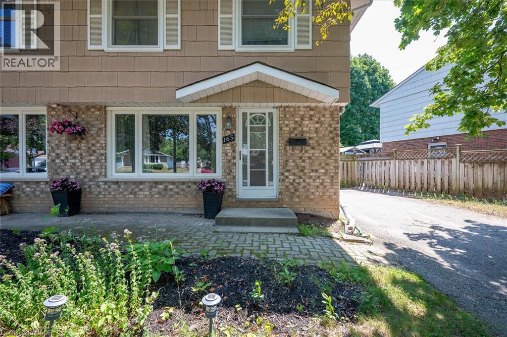 165 Selkirk Drive, Kitchener, Ontario  N2E 1M5 - Photo 4 - 40846211