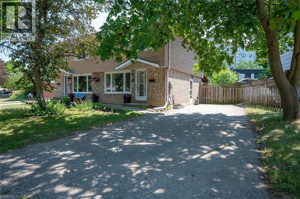 165 Selkirk Drive, Kitchener, Ontario  N2E 1M5 - Photo 3 - 40846211