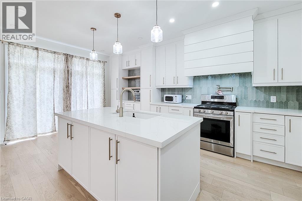 8 Secinaro Avenue, Ancaster, Ontario  L9G 0C6 - Photo 19 - 40852018