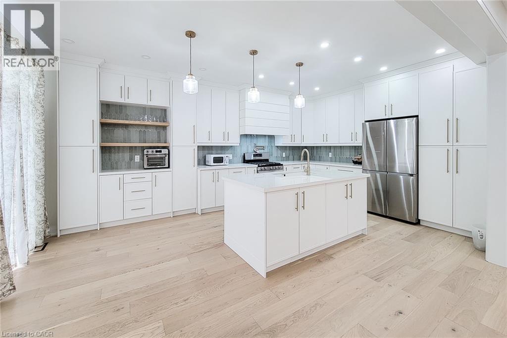8 Secinaro Avenue, Ancaster, Ontario  L9G 0C6 - Photo 16 - 40852018