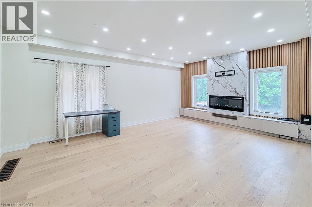 8 Secinaro Avenue, Ancaster, Ontario  L9G 0C6 - Photo 11 - 40852018