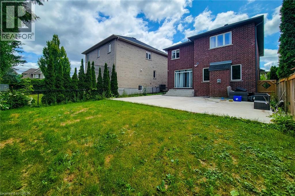 8 Secinaro Avenue, Ancaster, Ontario  L9G 0C6 - Photo 6 - 40852018